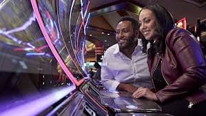 Giao diện nền tảng 789win com với slot online và live casino trên điện thoại